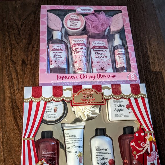 NWOT Bundle of two (2) gift box sets - Picture 5 of 11